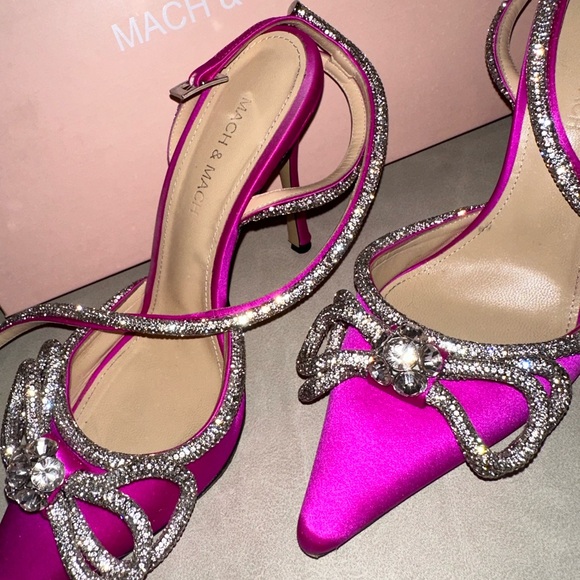 MACH & MACH Fuschia Strass Bow Double Ankle-Strap Pumps - Picture 9 of 13